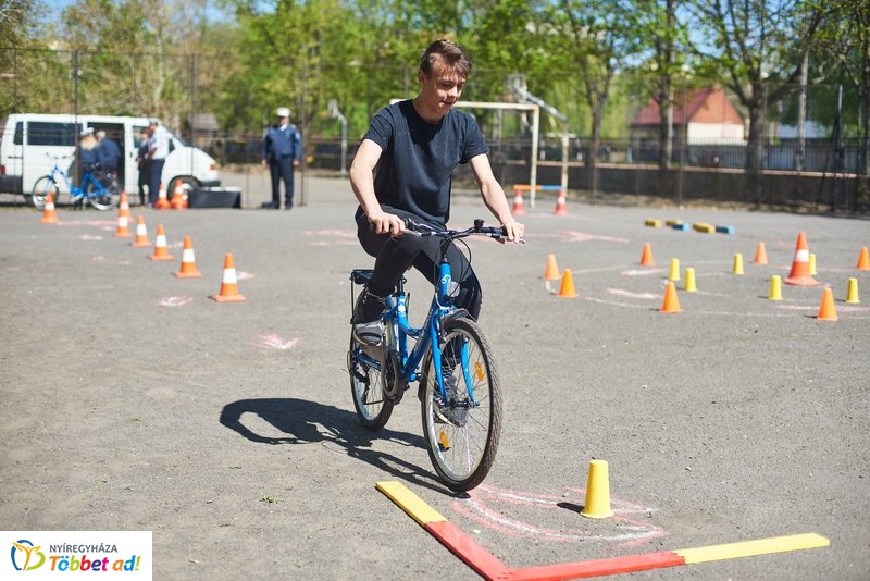Kerékpáros Kupa a Zelk iskolában