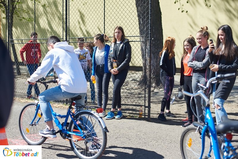 Kerékpáros Kupa a Zelk iskolában