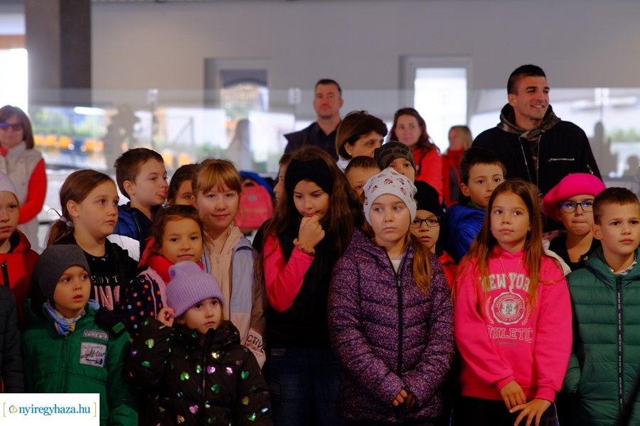 Kerékpáros vetélkedő a Városi Jégpályán