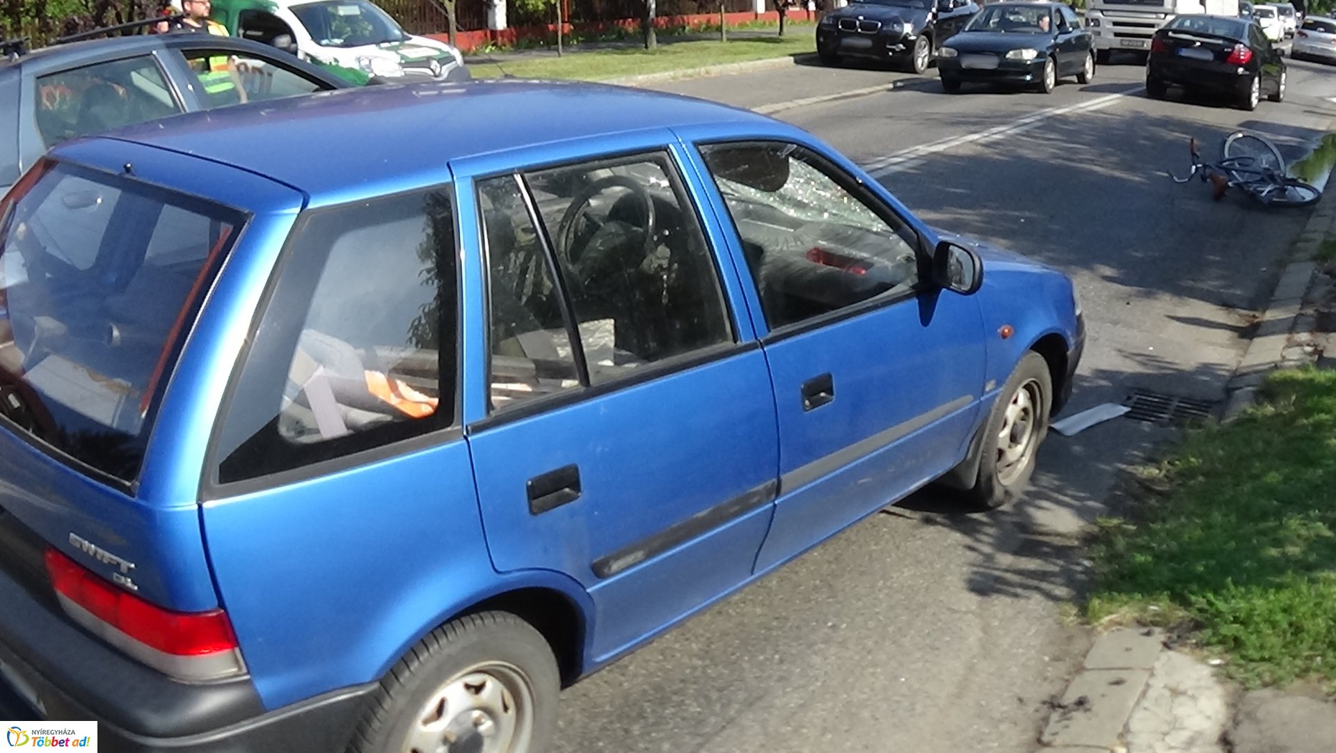 Kerékpárost gázoltak a Korányin – A figyelmetlen biciklis nem állt meg a STOP-nál