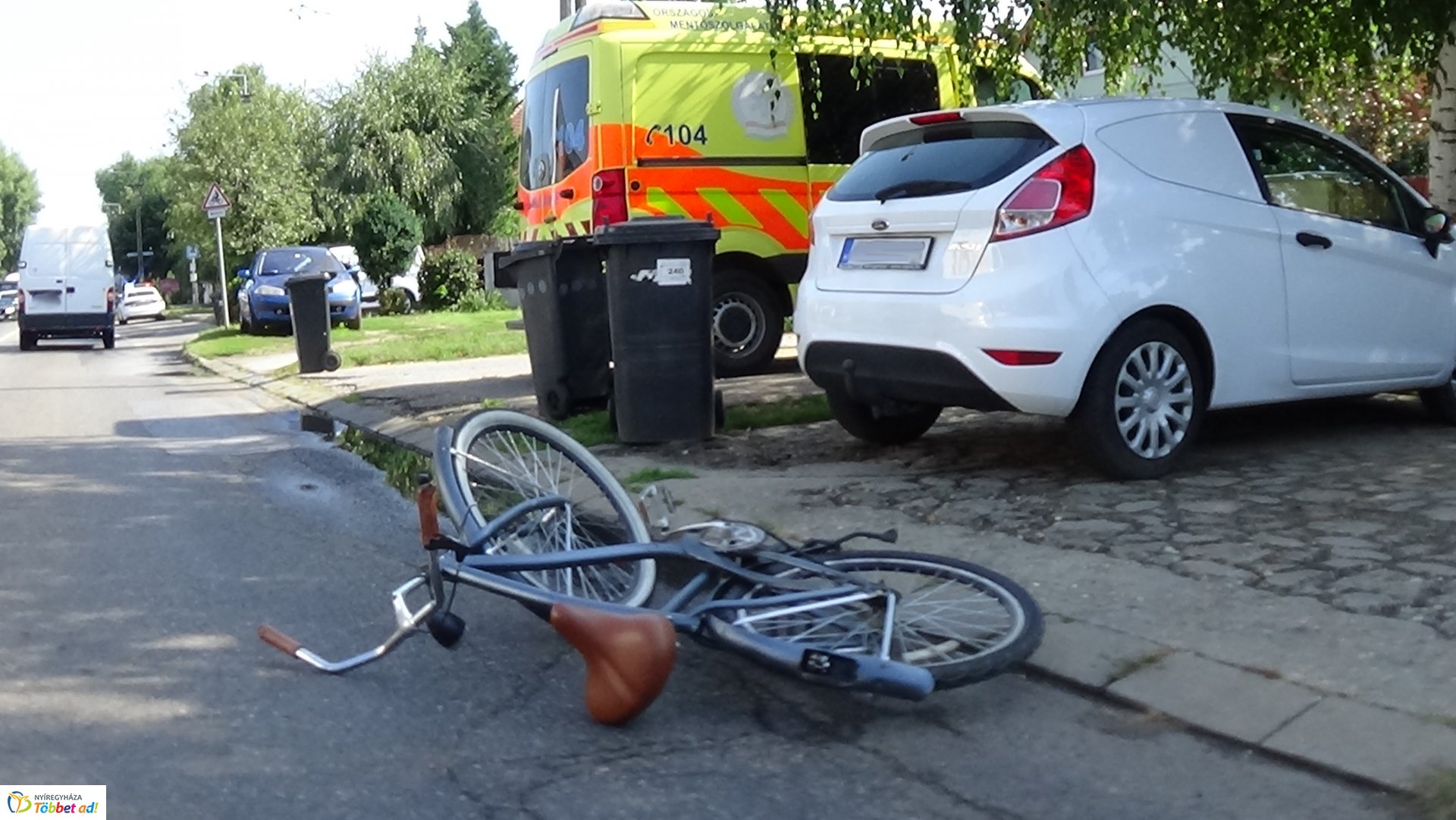 Kerékpárost gázoltak a Korányin – A figyelmetlen biciklis nem állt meg a STOP-nál