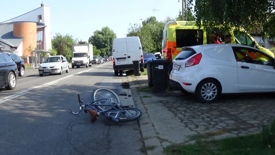Kerékpárost gázoltak a Korányin – A figyelmetlen biciklis nem állt meg a STOP-nál