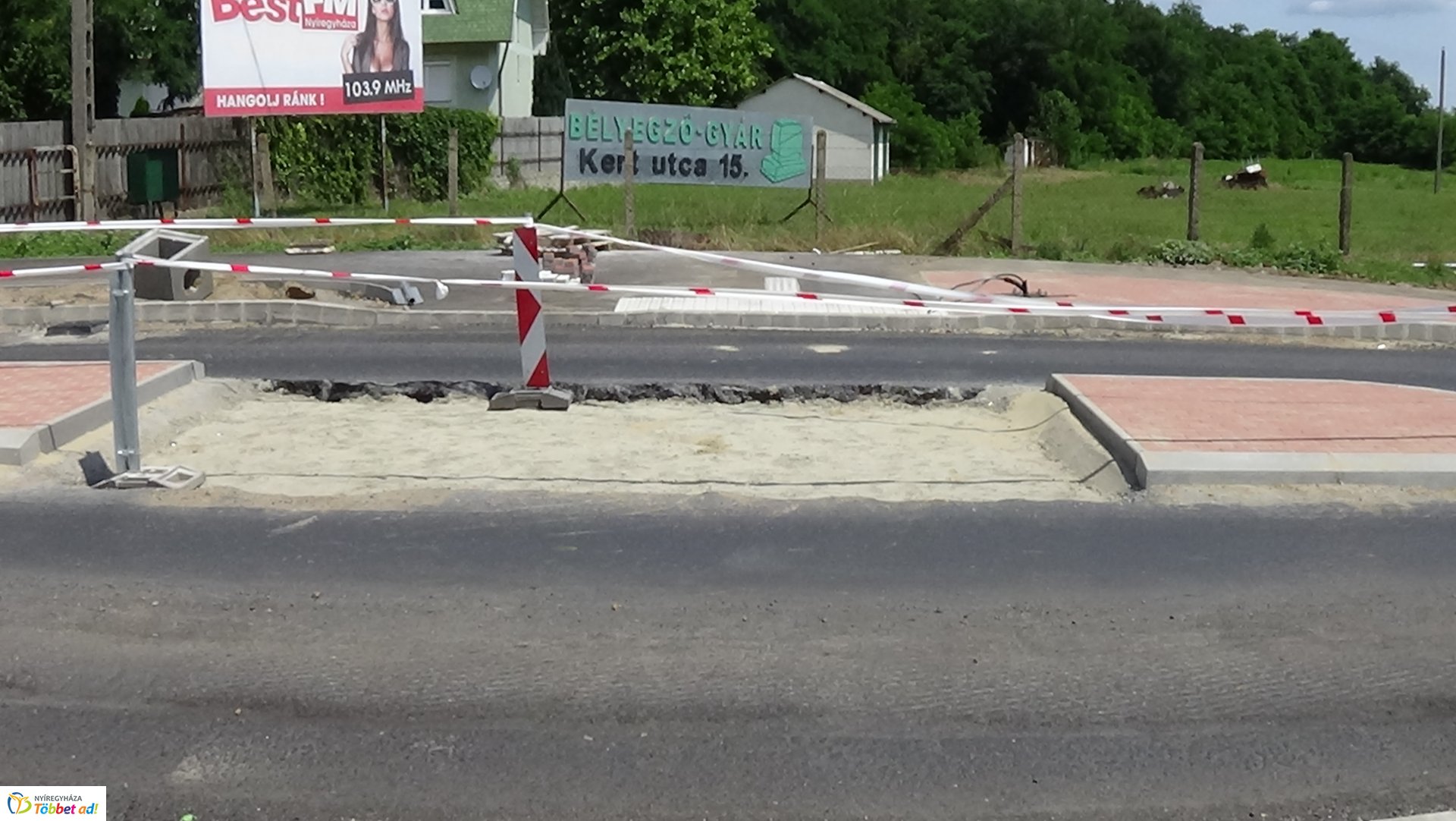 Kerékpárút építés a Kállói úton