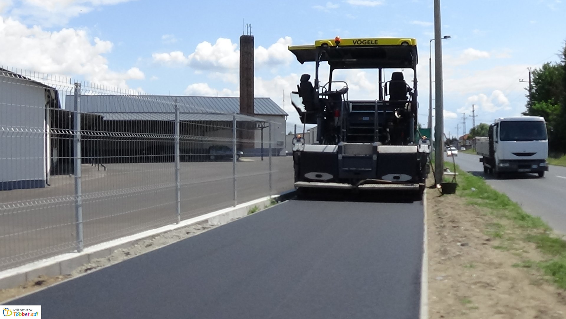 Kerékpárút építés a Kállói úton