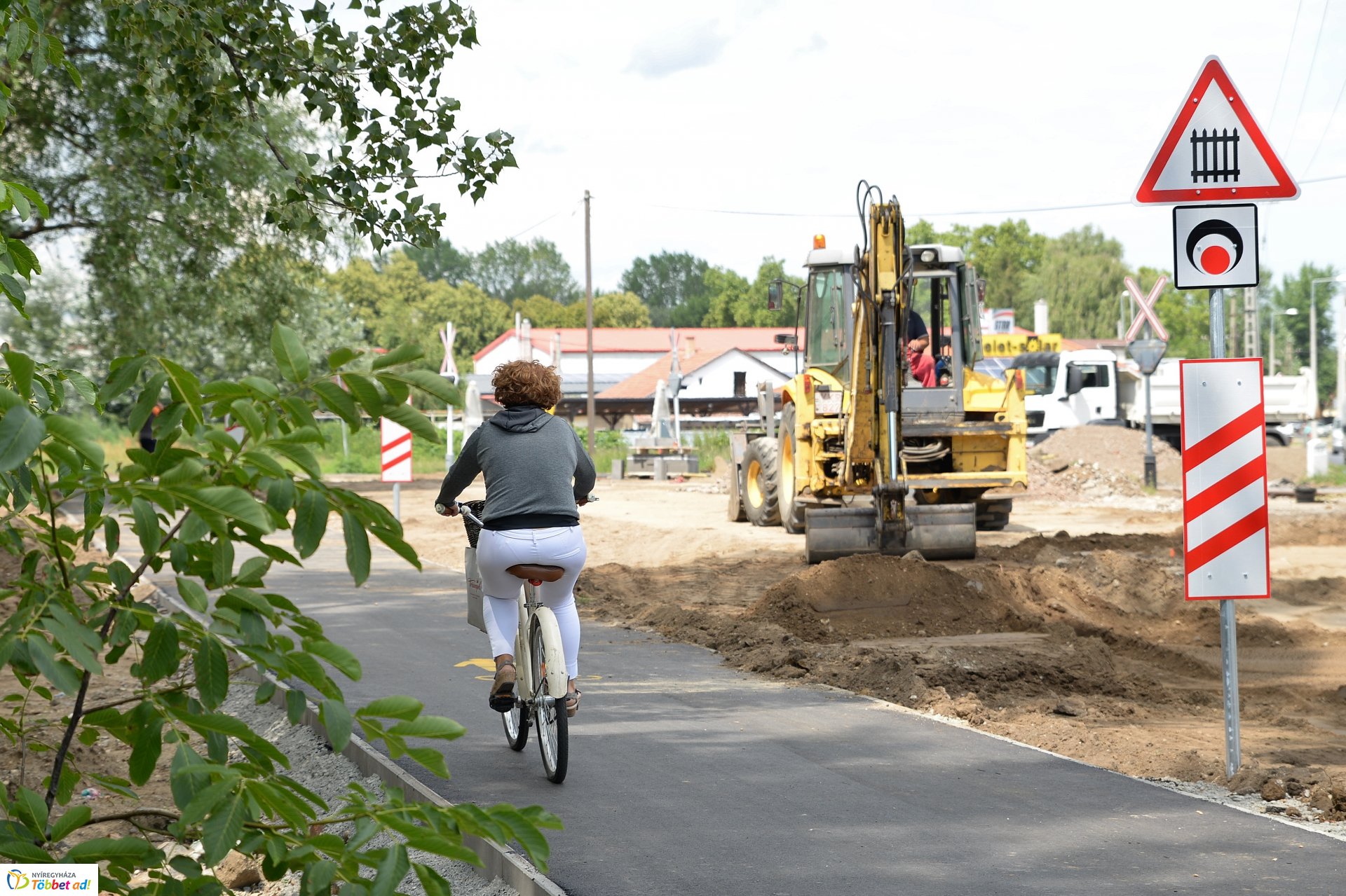 Kerékpárút építés 