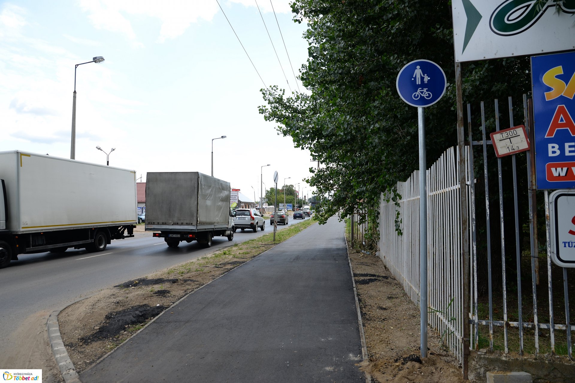 Kerékpárút építés 