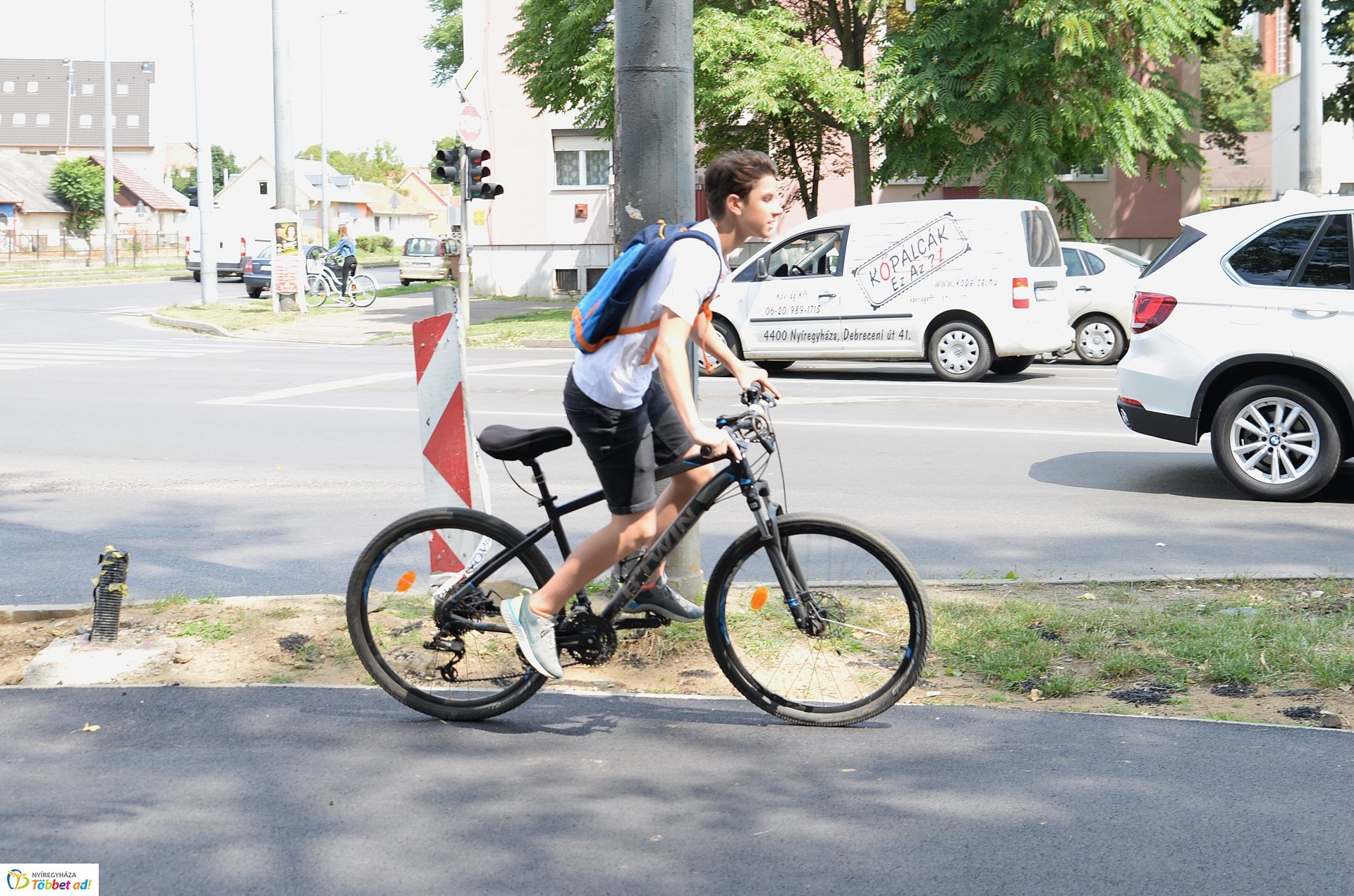 Kerékpárút építés 