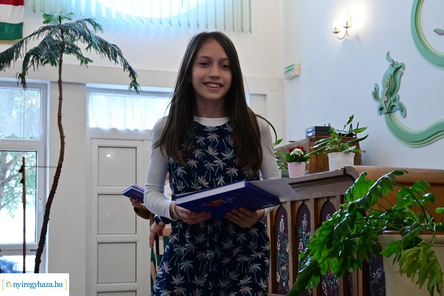 Keresztyén jelképek rajzpályázat 2024