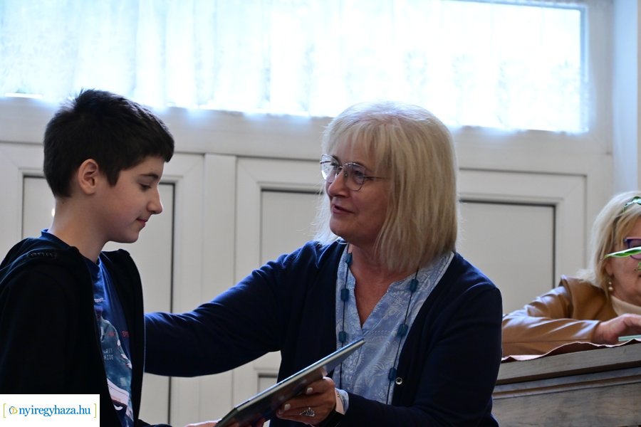 Keresztyén jelképek rajzpályázat 2024