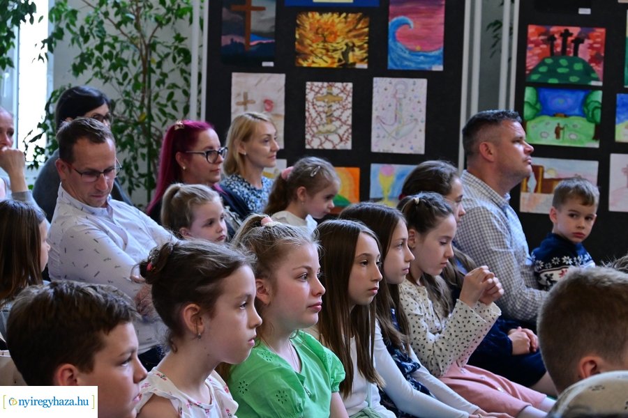 Keresztyén jelképek rajzpályázat 2024