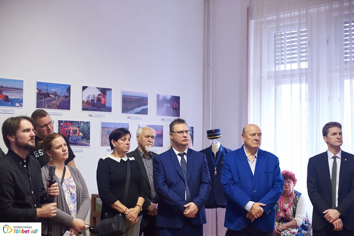 Keskeny nyomtáv, széles mosoly - emlékkiállítás a Kállay Gyűjteményben