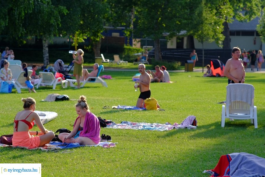 Késő délután a Tófürdőn 20230719