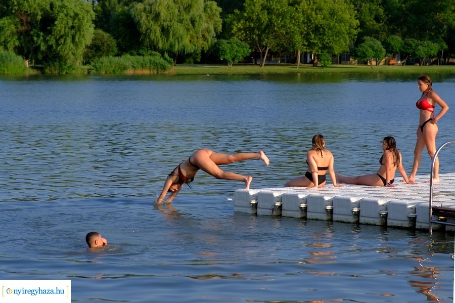 Késő délután a Tófürdőn 20230719