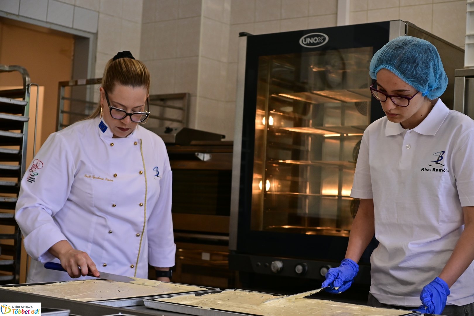 Készül a város tortája a Sipkayban 2025 májusában