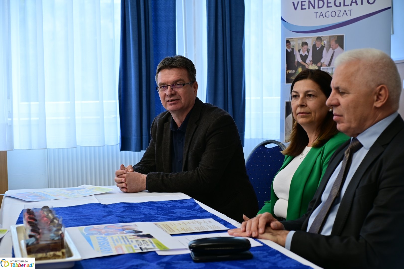 Készül a város tortája a Sipkayban 2025 májusában