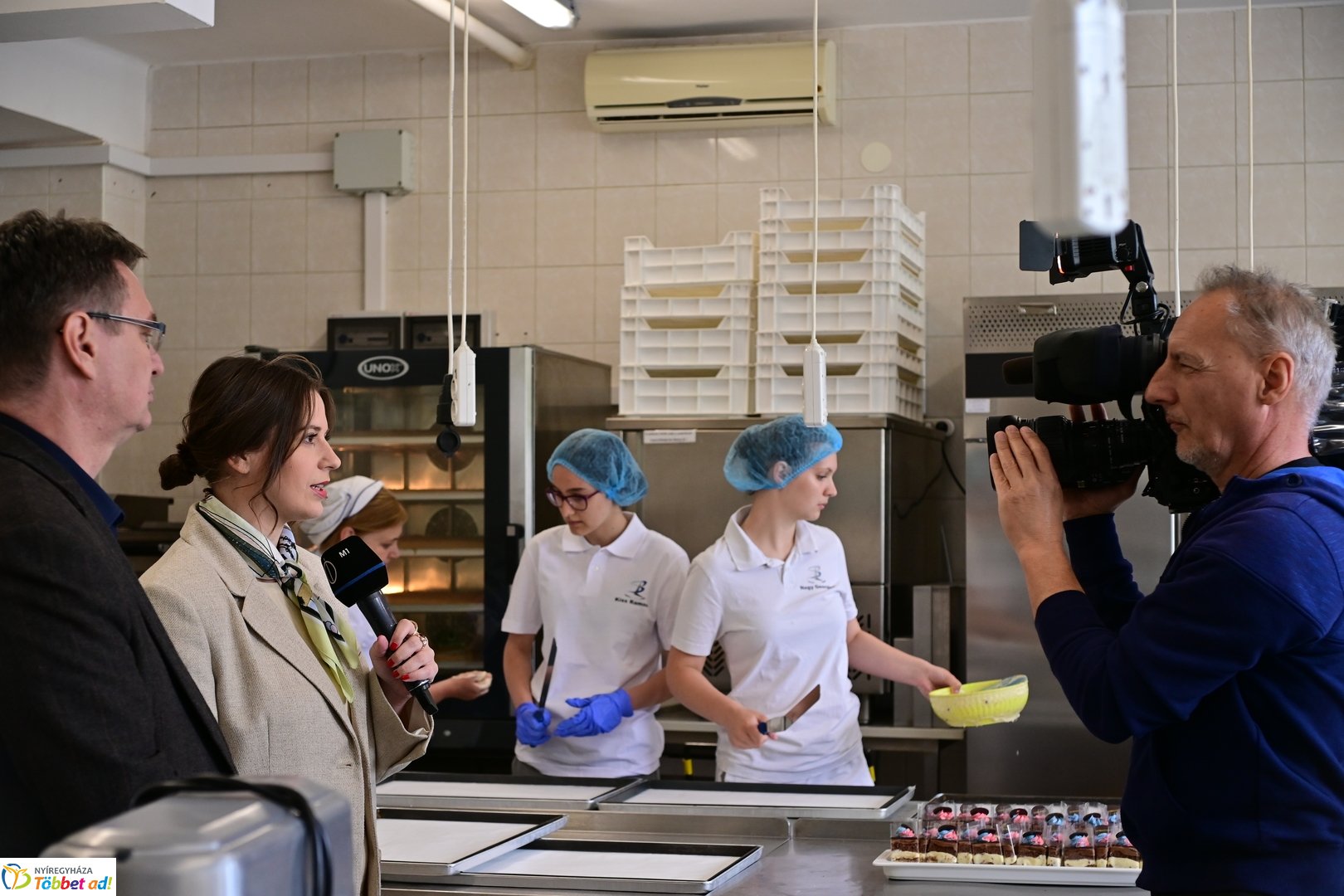 Készül a város tortája a Sipkayban 2025 májusában