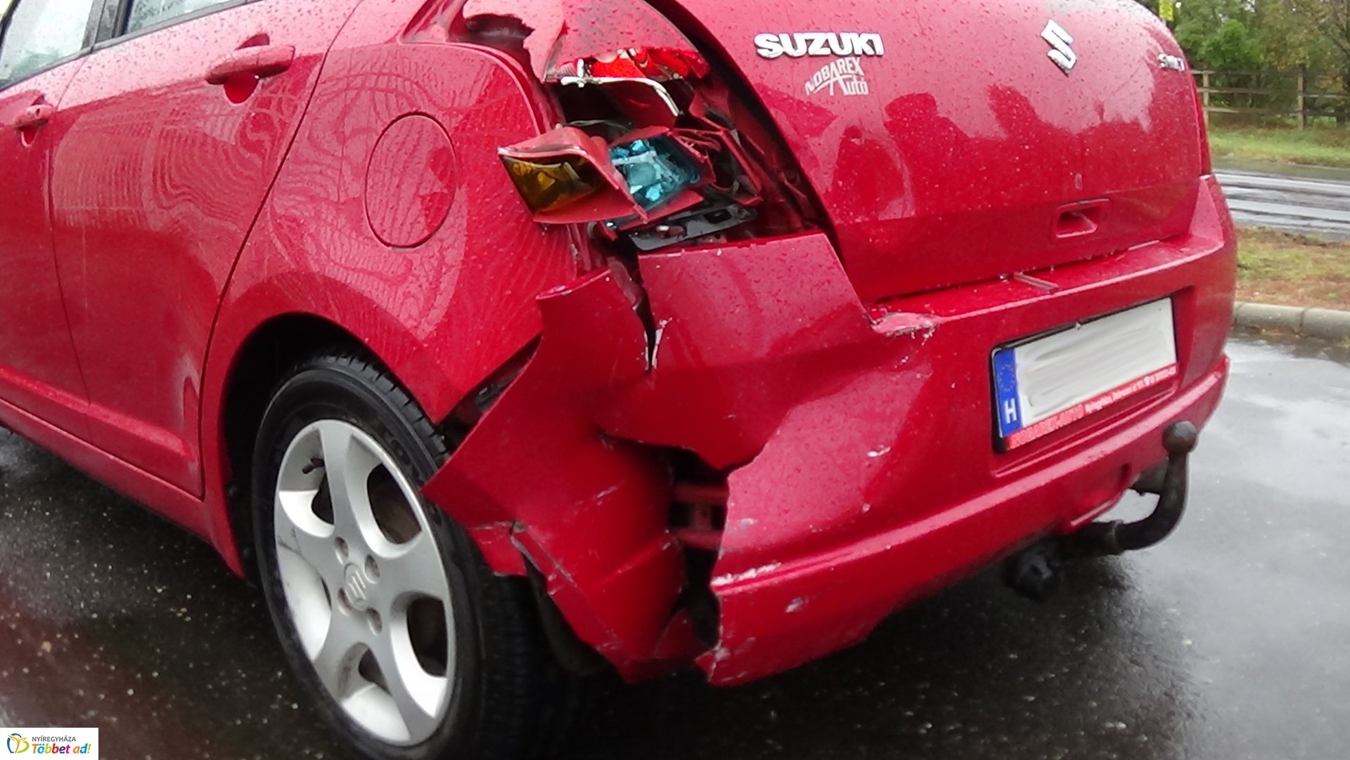 Két autó ütközött a Törzs utca és a Pazonyi út csomópontjánál