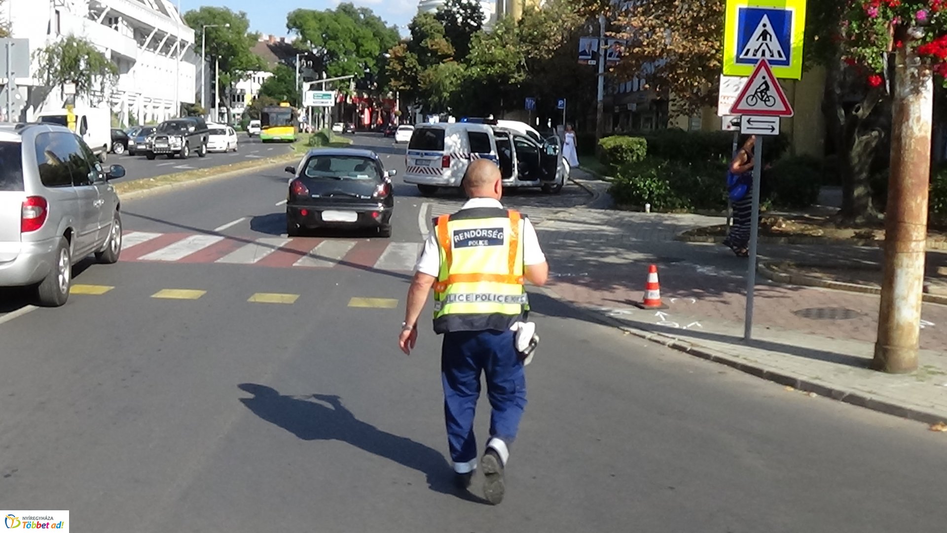 Két kerékpáros ütközött