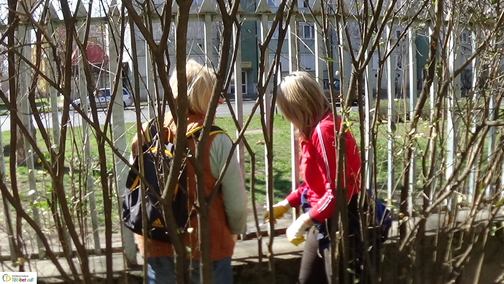 Kétszáz méteren újult meg a Jósa András Oktatókórház kerítése