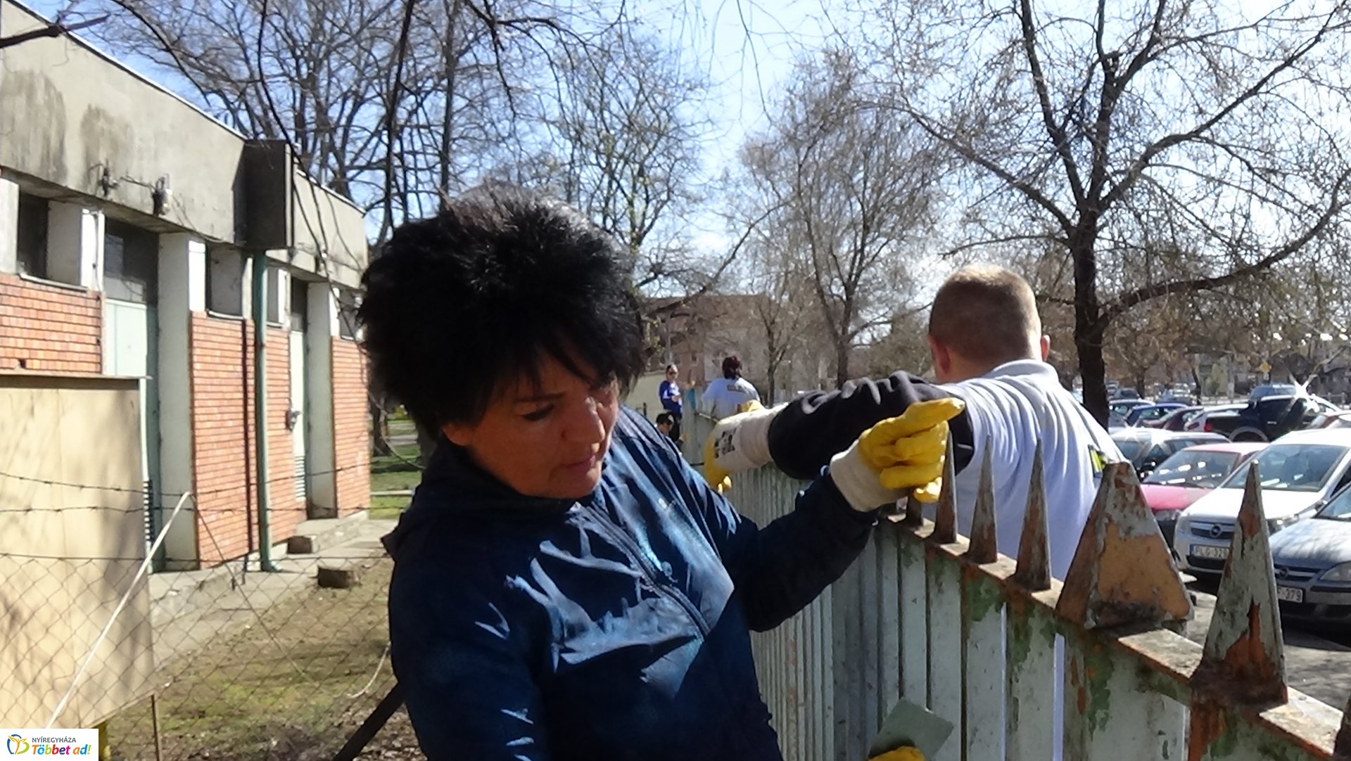 Kétszáz méteren újult meg a Jósa András Oktatókórház kerítése