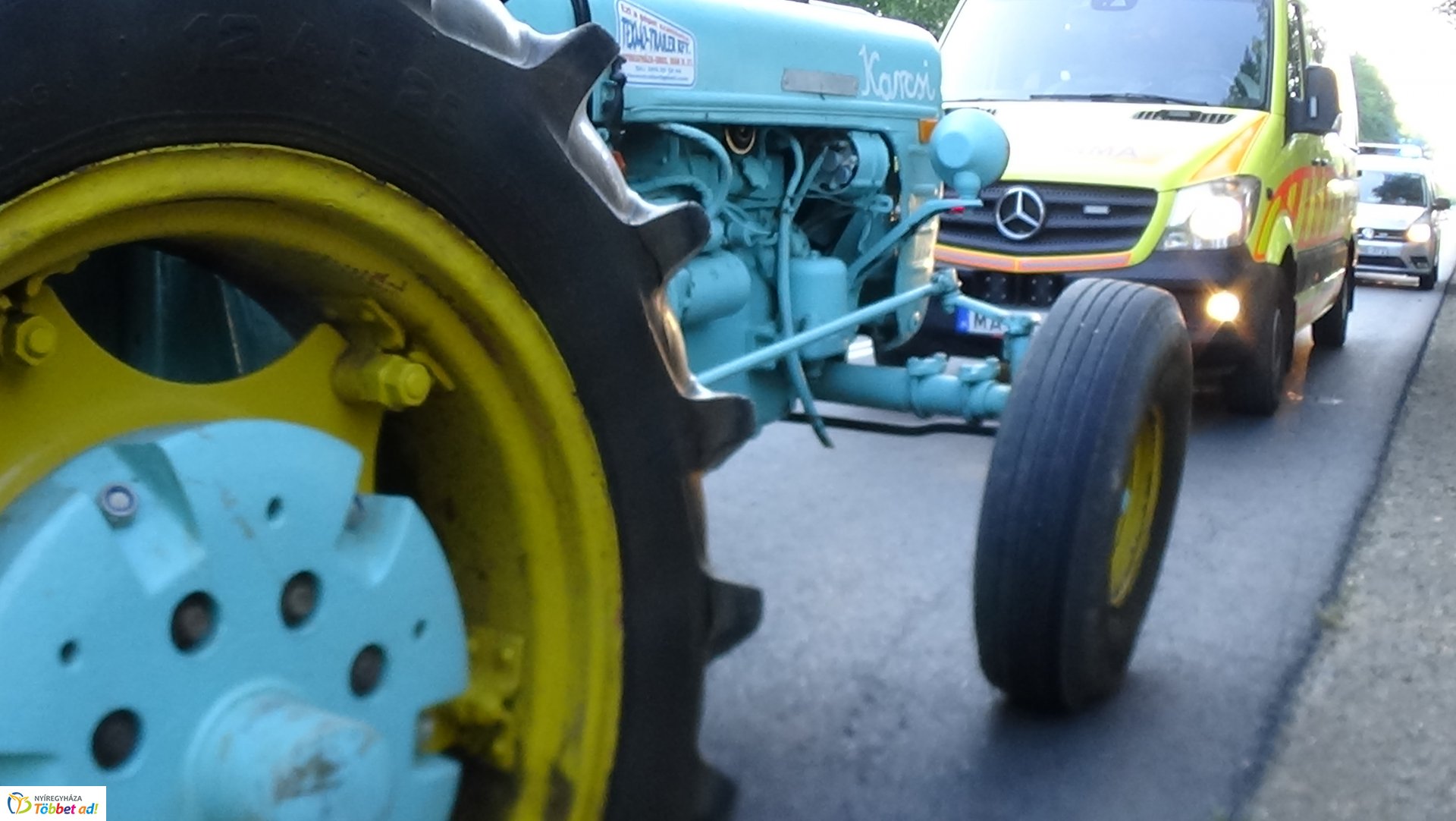 Ketten megsérültek a Nagyszállásnál történt balesetben