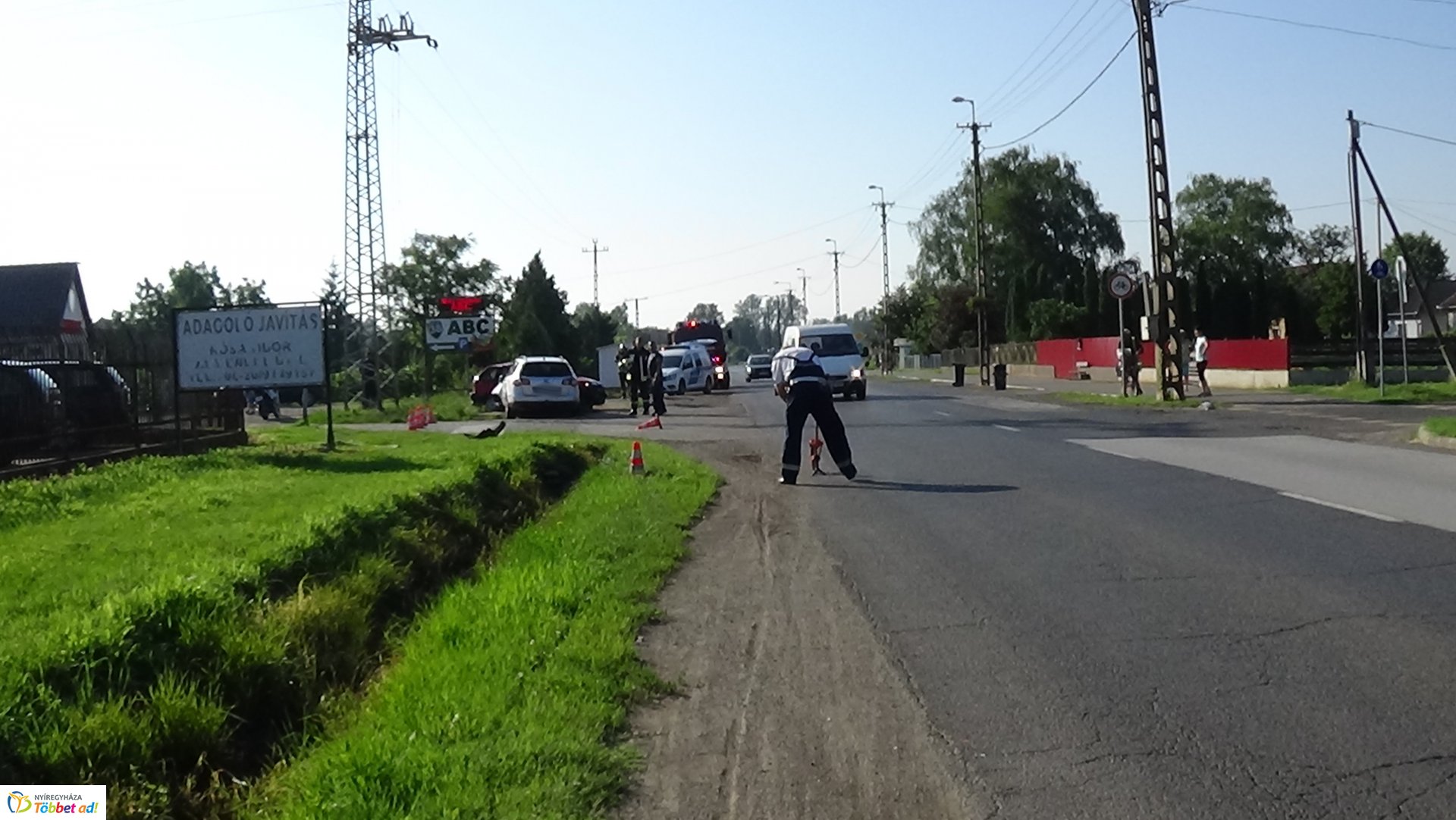 Ketten megsérültek a nyírtelki balesetben