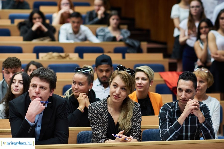 Ki mit tud az egyetemen 20230420