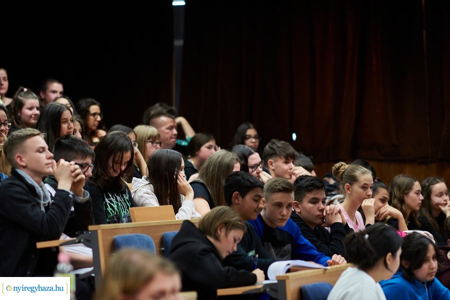 Ki mit tud az egyetemen 20230420