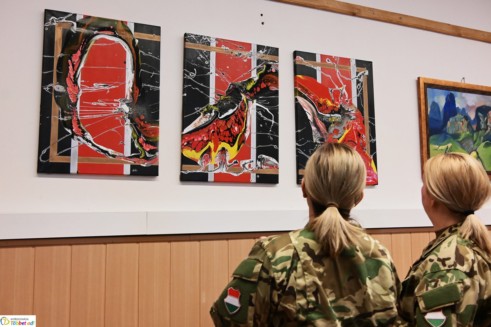 Kiállításmegnyitó a Damjanich laktanyában