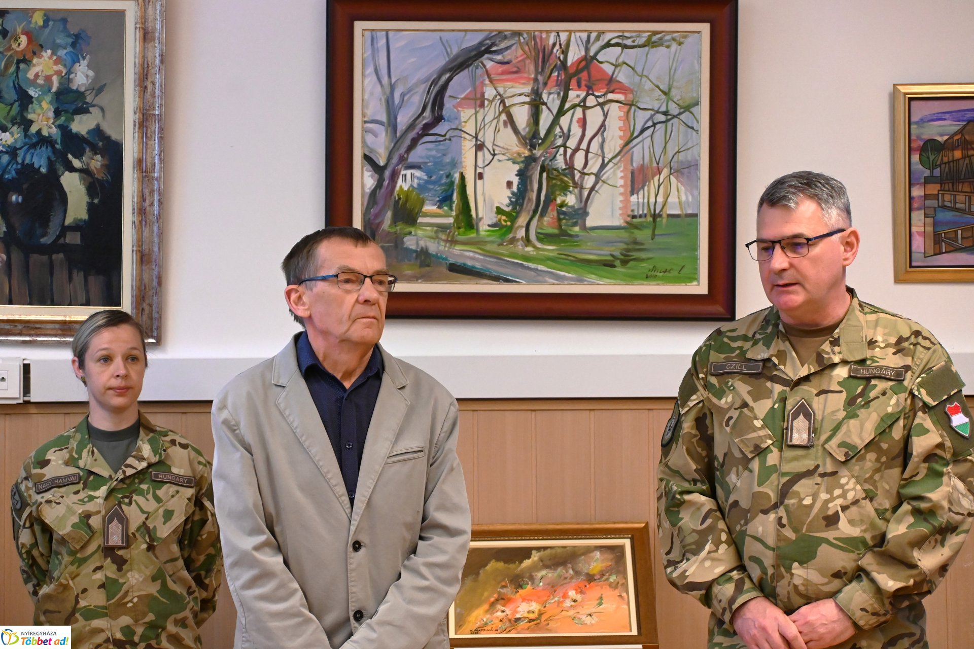 Kiállításmegnyitó a Damjanich laktanyában