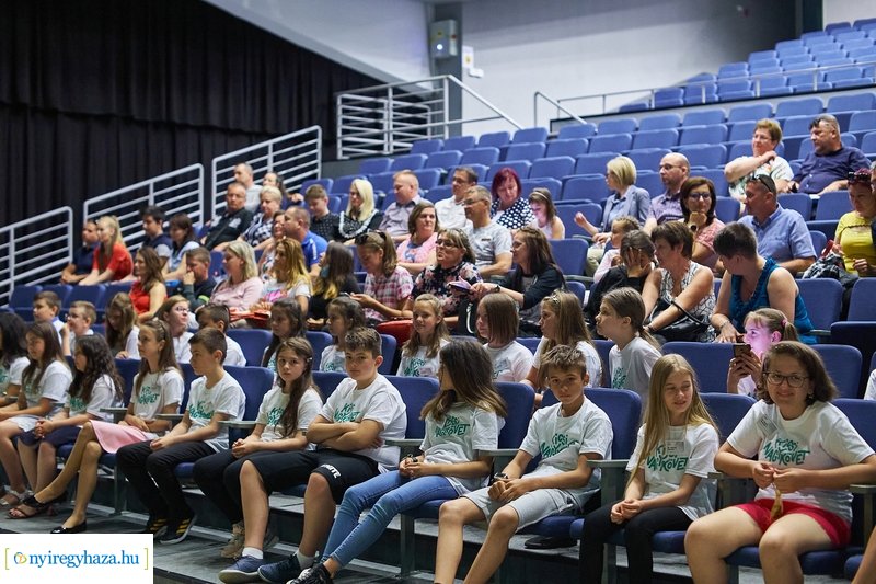 Kicsi nagykövet díjátadó 20210613