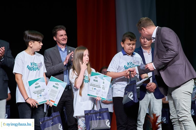 Kicsi nagykövet díjátadó 20210613