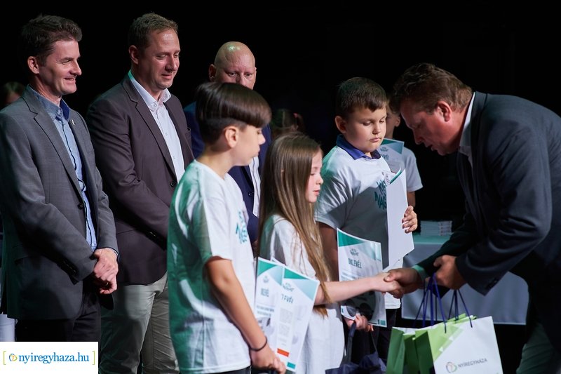 Kicsi nagykövet díjátadó 20210613