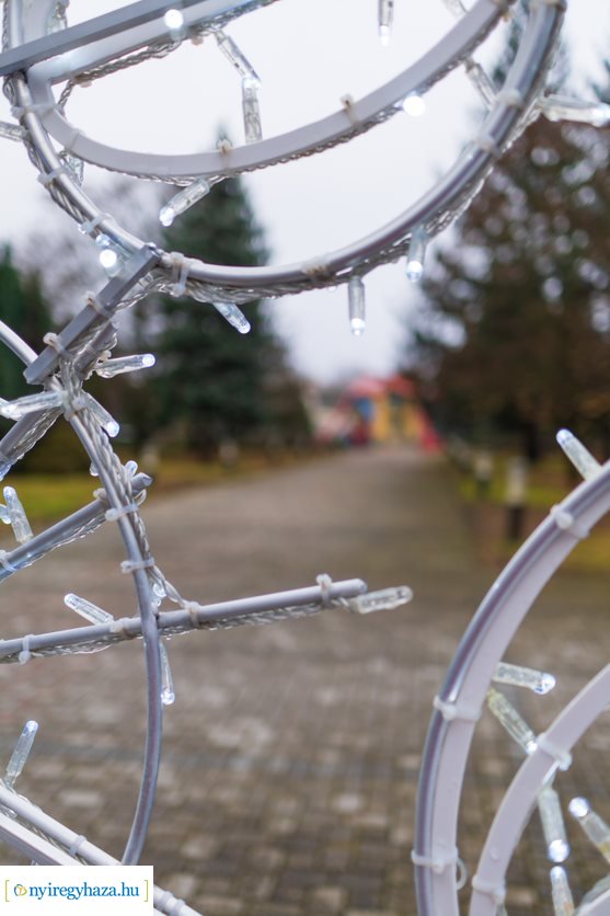 Kigyúltak az adventi fények az egyetemen (Fotók: Nyíregyházi Egyetem, Váczy Norbert)