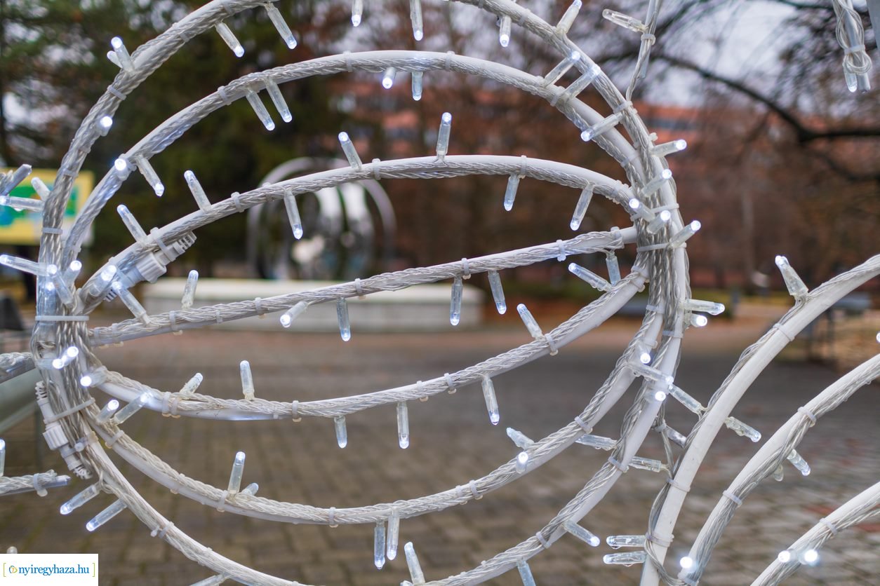 Kigyúltak az adventi fények az egyetemen (Fotók: Nyíregyházi Egyetem, Váczy Norbert)