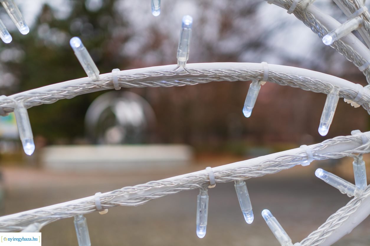 Kigyúltak az adventi fények az egyetemen (Fotók: Nyíregyházi Egyetem, Váczy Norbert)