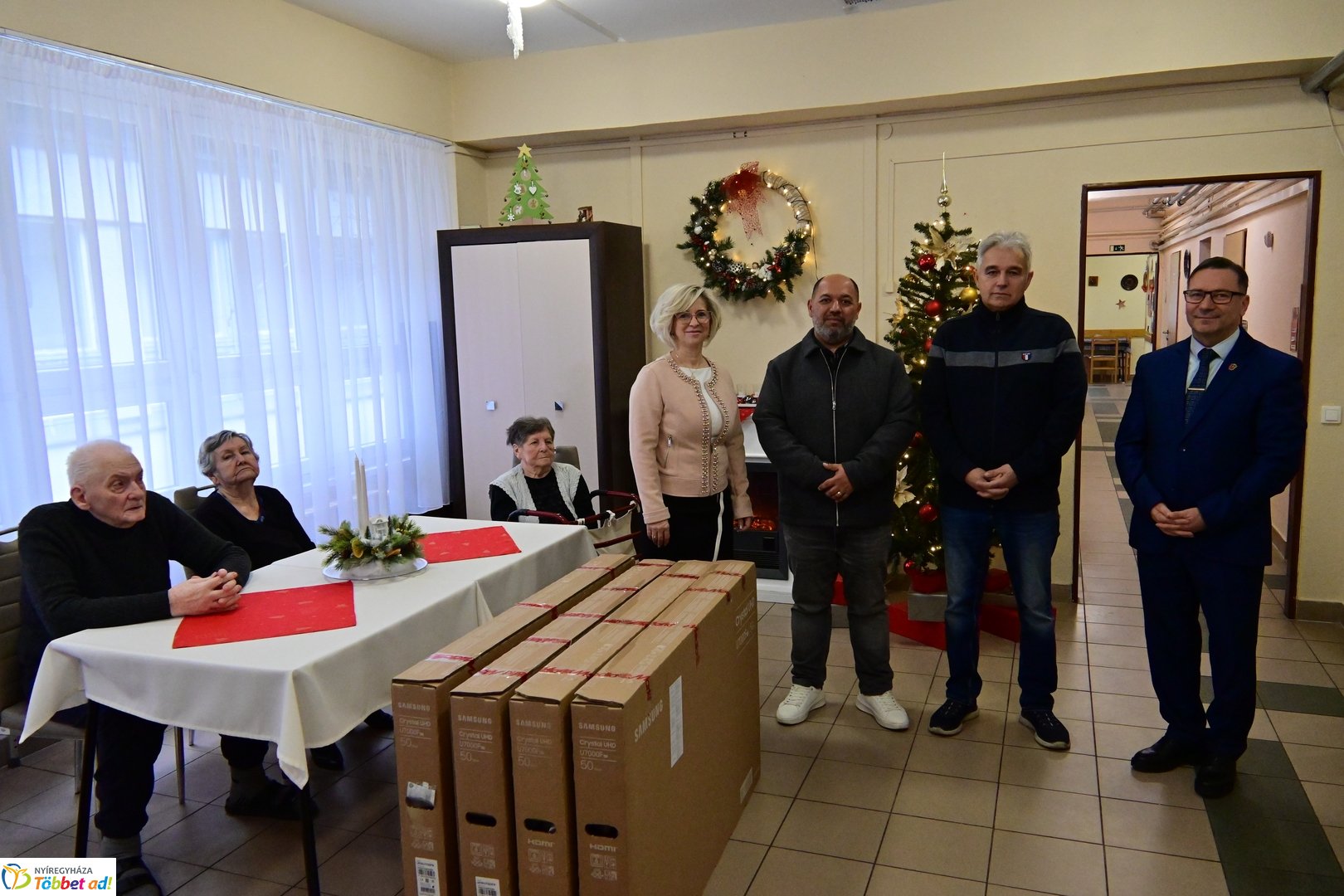 Királyi adomány az időseknek