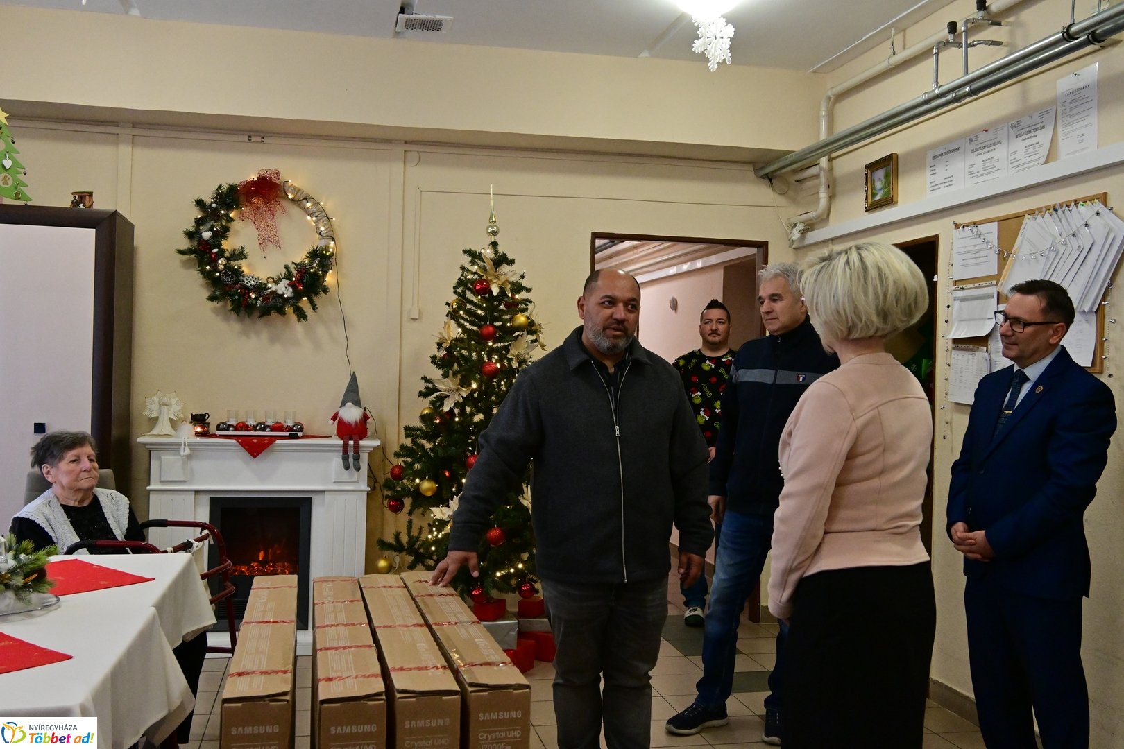 Királyi adomány az időseknek