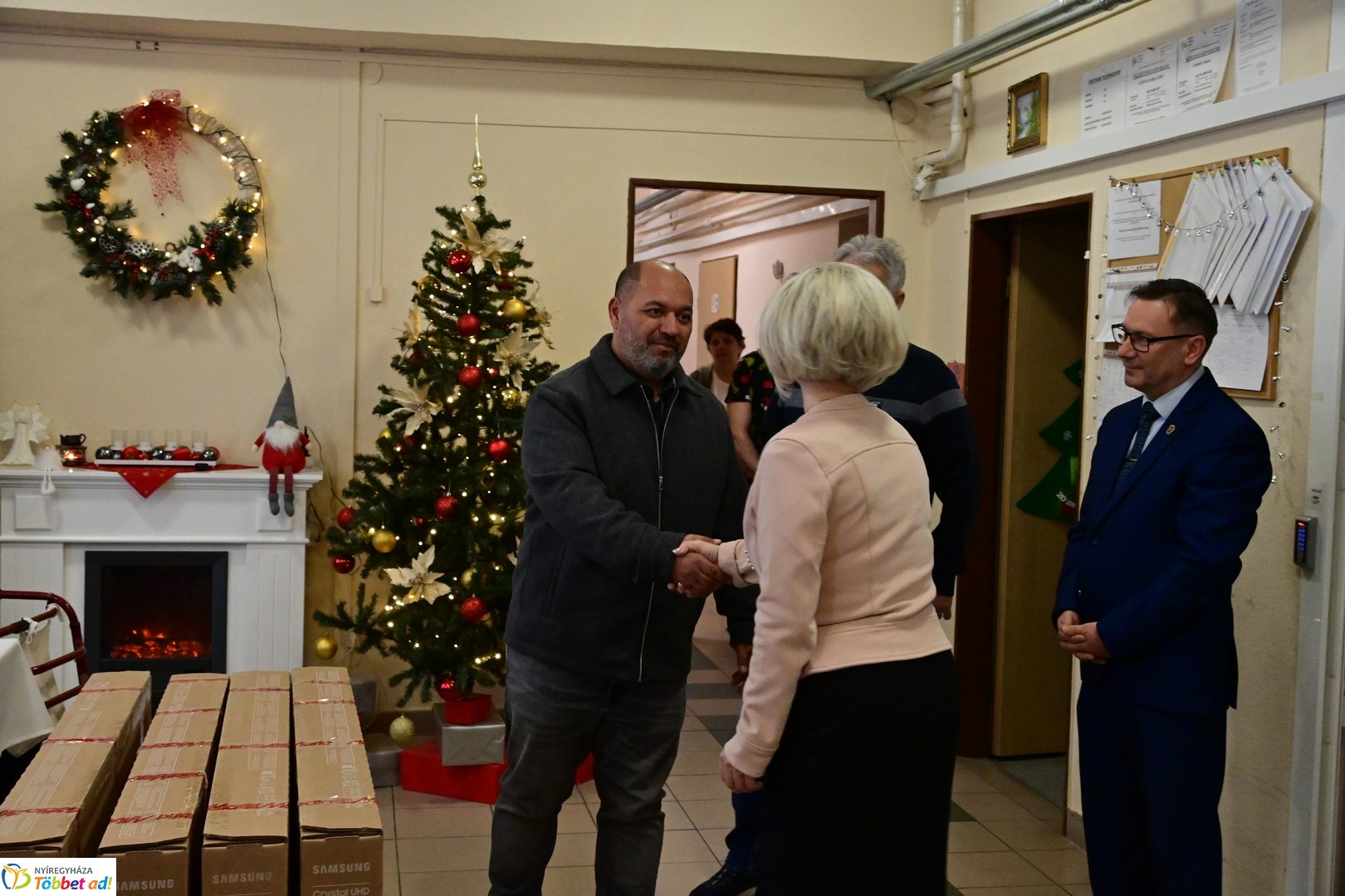 Királyi adomány az időseknek