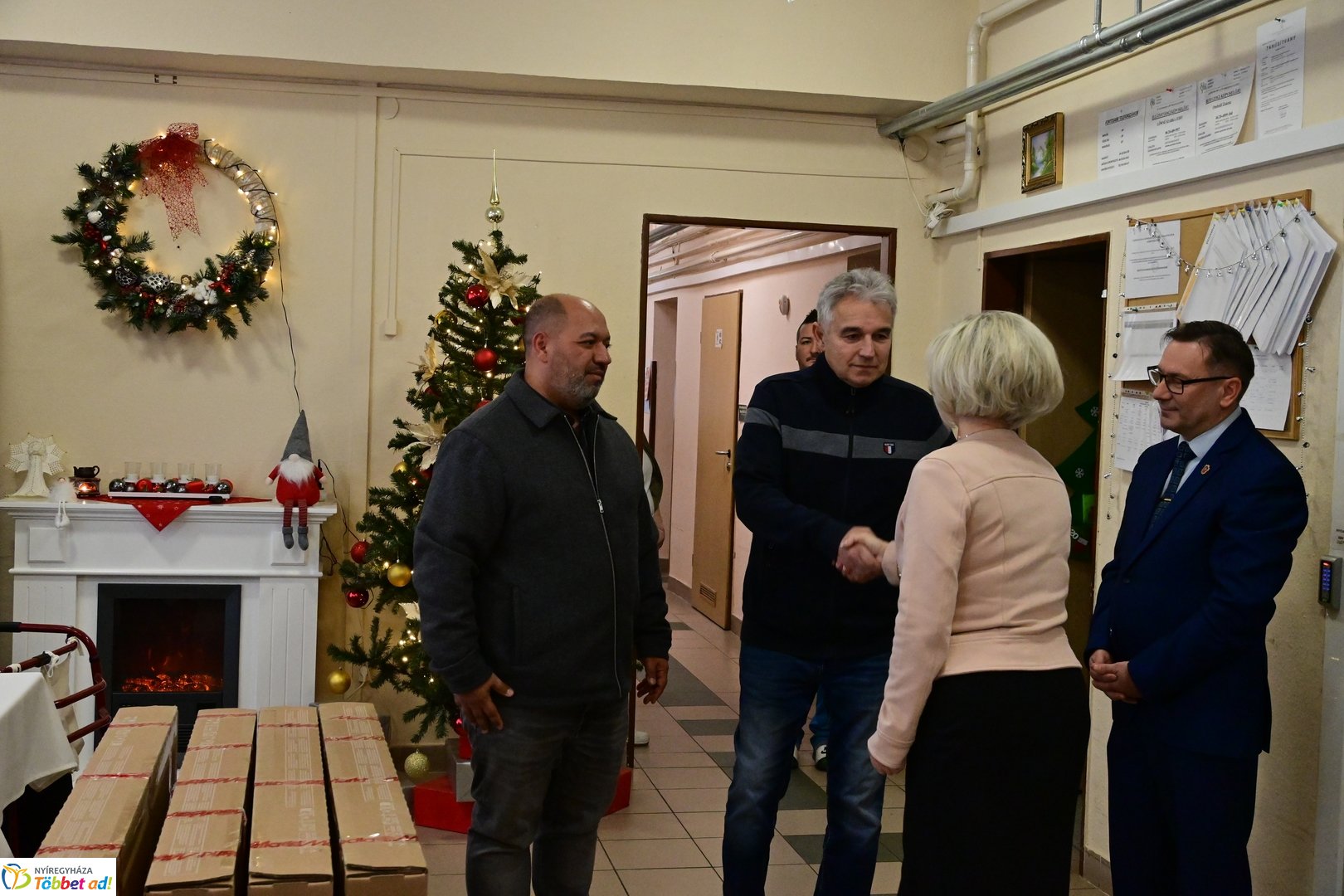 Királyi adomány az időseknek