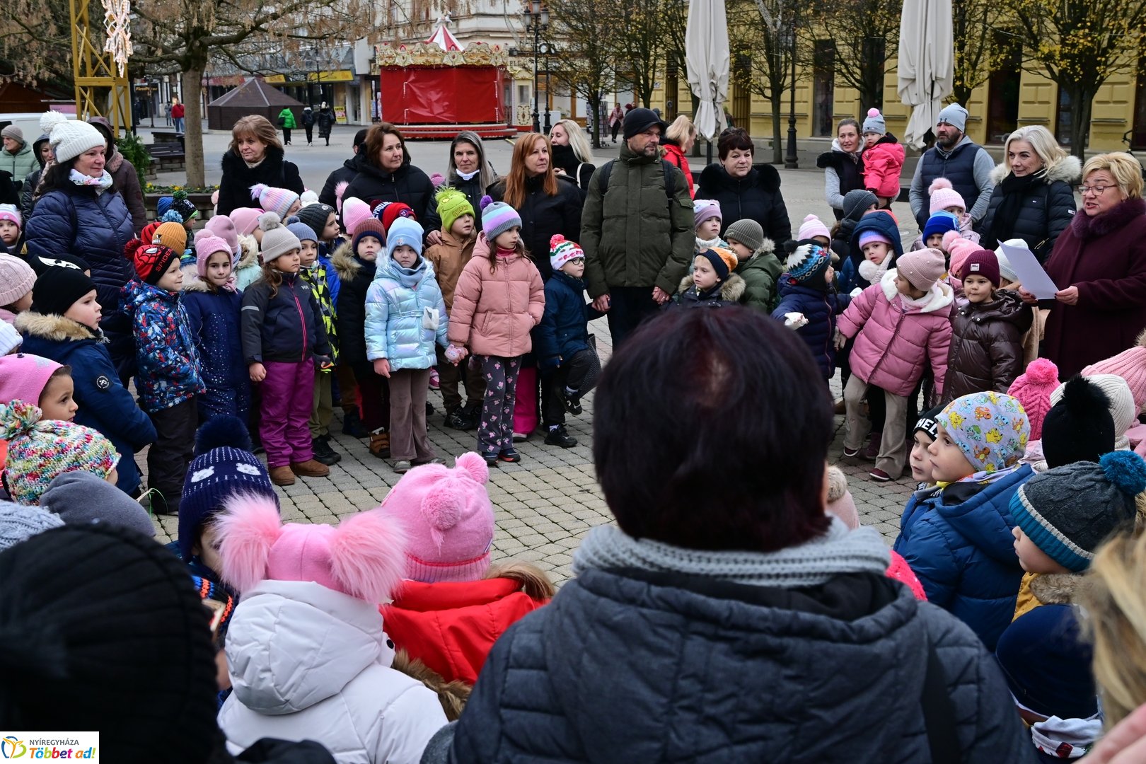 Kis karácsony sétány díszítése 2025