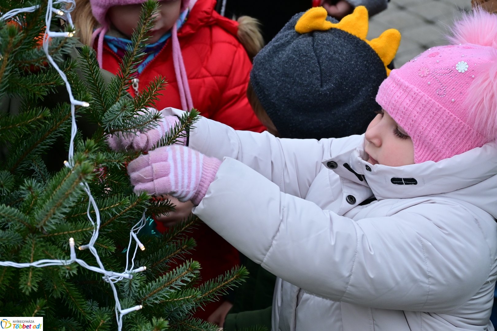 Kis karácsony sétány díszítése 2025