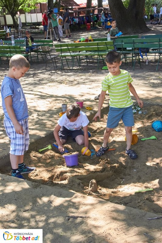 Kis Vakond tábor pillanatai