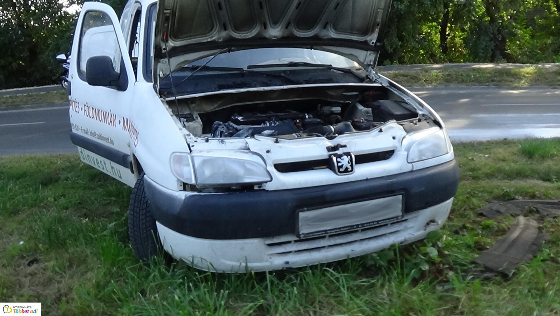 Kisteherkocsi motortere gyulladt meg a Kállói 