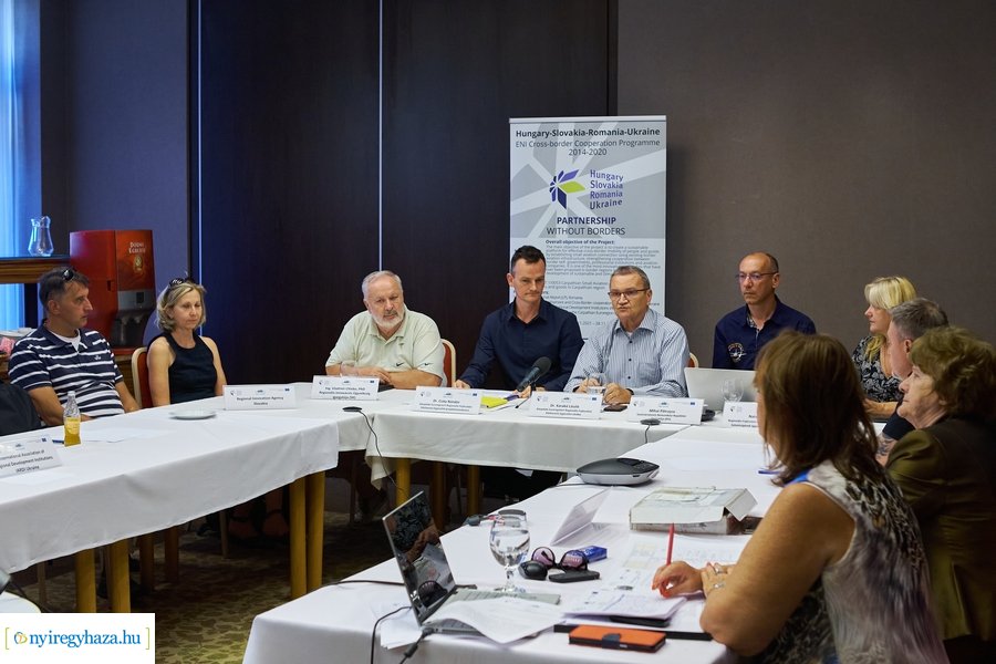 Kistérségi légi közlekedés fejlesztés - sajtótájékoztató