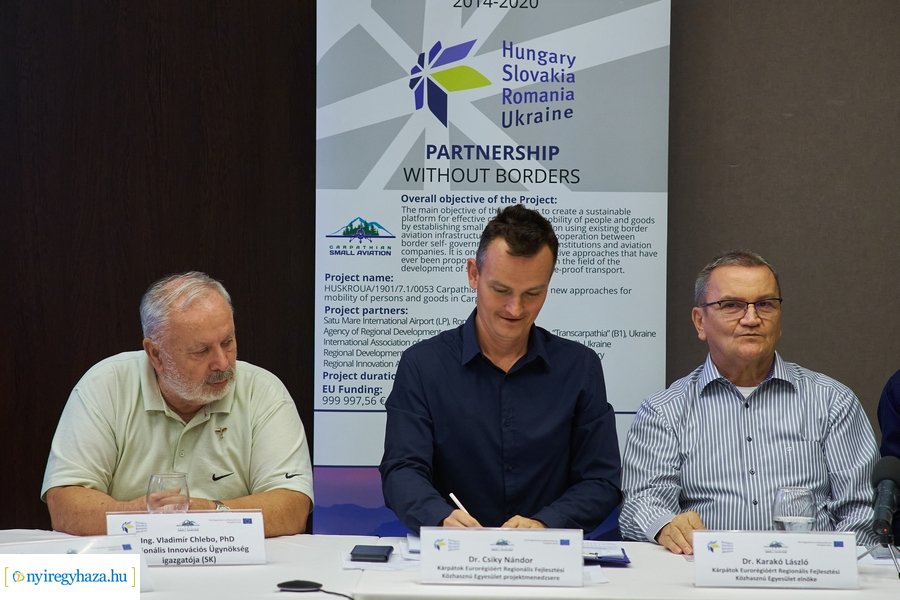 Kistérségi légi közlekedés fejlesztés - sajtótájékoztató