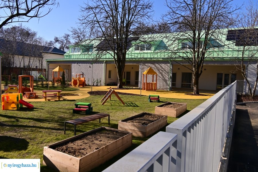Kisvakond bölcsőde átadó 2024