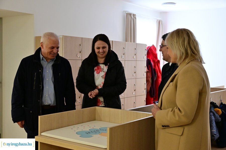 Kisvakond bölcsőde átadó 2024