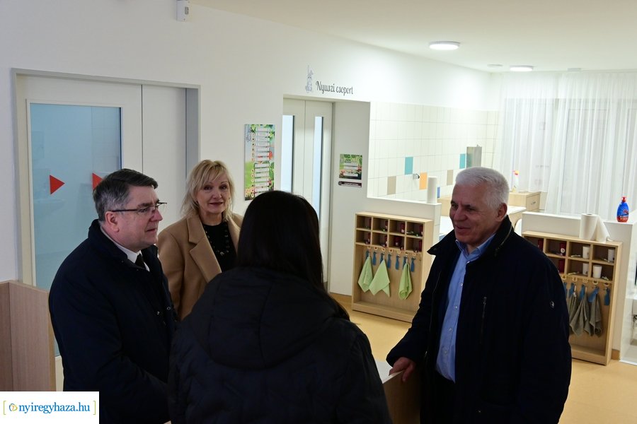 Kisvakond bölcsőde átadó 2024