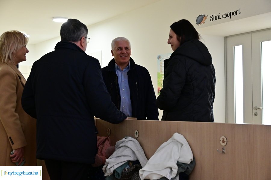 Kisvakond bölcsőde átadó 2024